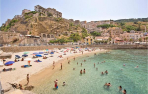 Awesome apartment in Pizzo with Outdoor swimming pool, WiFi and 2 Bedrooms